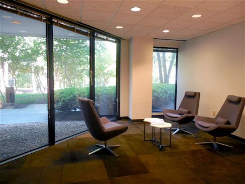 Suite 143 / 430 SF/ $720 + Expenses