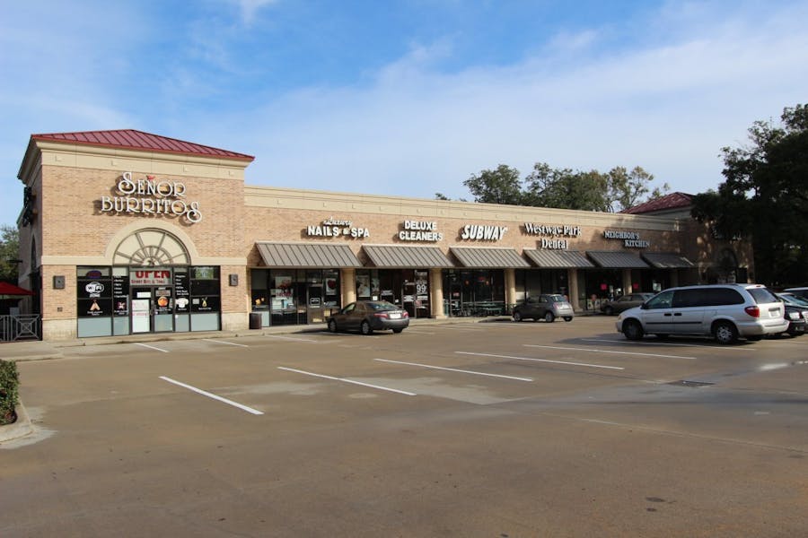 Almanara Plaza at Westway