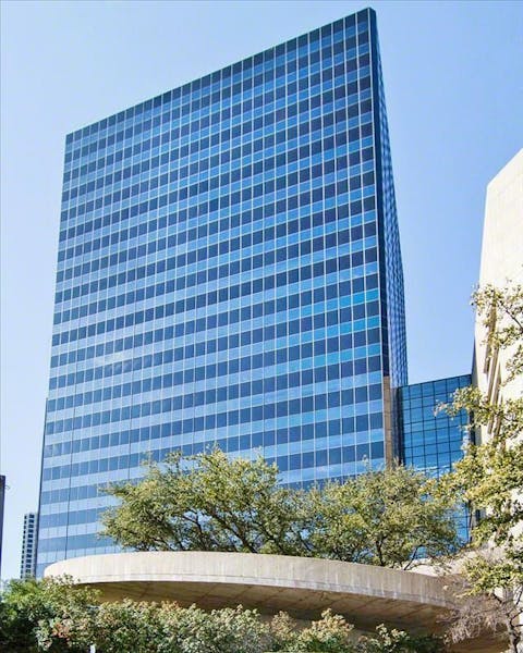 Plaza of the Americas South