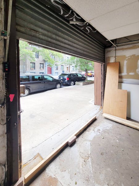 3,000 SF Office | Warehouse for lease in Hamilton Heights!