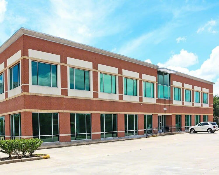 1235 Lake Pointe Pkwy